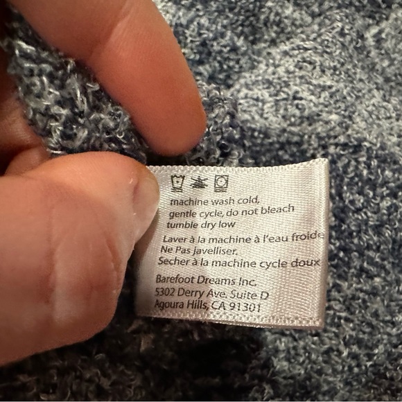 BAREFOOT DREAMS Bamboo Chic Lite Striped Sweater Top Size Small Medium - Picture 6 of 8